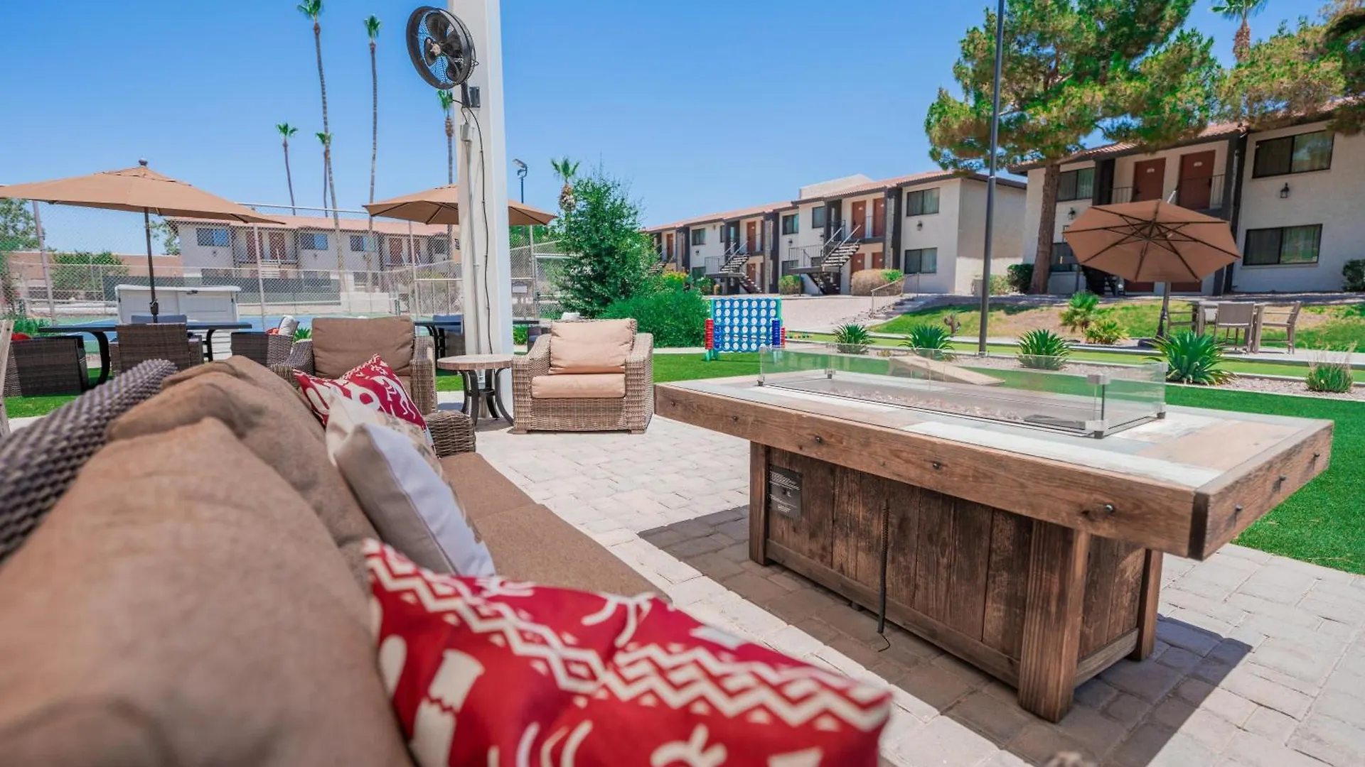 248 Fully Furnished 1Br Suite-Pet Friendly location